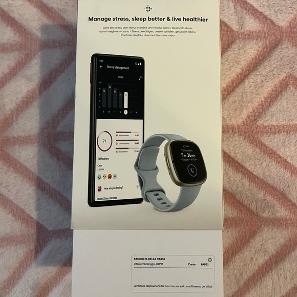 Fitbit Sense 2 like New still have the box - Picture 11 of 13